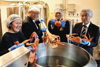 北陸応援クラフトビール仕込み式　特産のベニズワイガニ使用