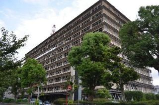 埼玉８６歳死亡、息子夫婦を逮捕　上尾、全身殴るなど暴行容疑