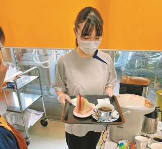 求む！介護の「助っ人」…マッチングで人手不足を解消　施設とボランティアをつなぐサービスの活用広がる