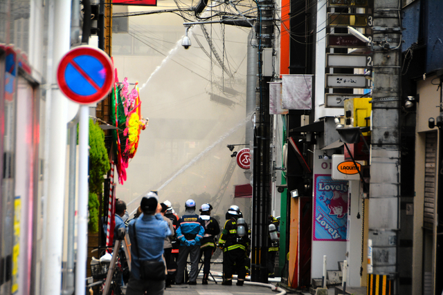 北九州市の飲食店街で火災、6棟延焼　2年前被害の旦過市場付近