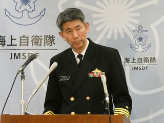 搭乗員の氏名公表＝死亡は副操縦士―不明７人捜索を継続・海自ヘリ事故