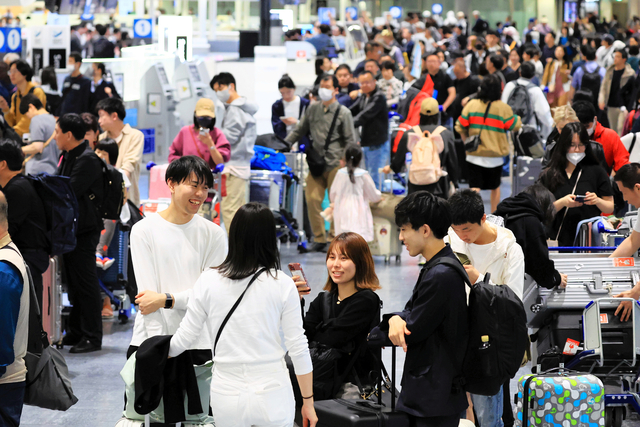 GW出国ラッシュ開始　成田空港、昨年比35%増　コロナ禍前の9割