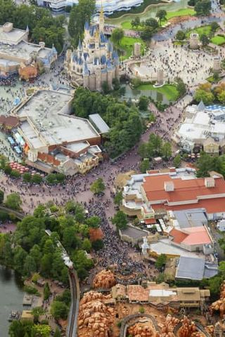 オリエンタルランドが最高益　ディズニー開園40年で