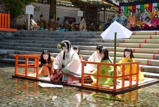 斎王代、身清める「御禊の儀」　京都・下鴨神社で