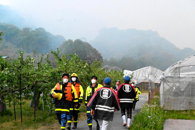 山火事で東京ドーム21個分焼失、400人に避難指示　山形県南陽市