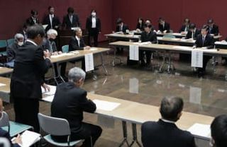 被害側の発言制止、環境省謝罪へ　水俣病懇談の場、幹部へ大臣指示