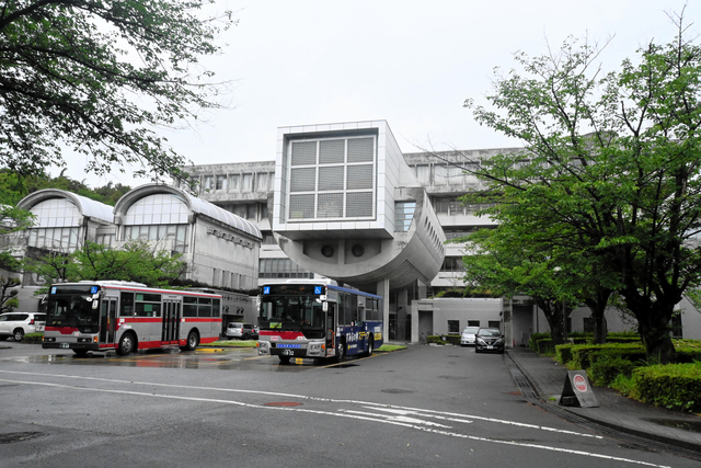 桐蔭学園の野球部員が盗撮か　スマホに女子生徒の着替えの動画