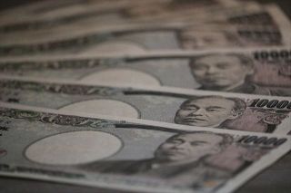 退職金ゼロにする奇策が全国自治体で横行　非正規公務員5.8万人、勤務が毎日15分短いだけで「パート扱い」