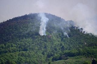 山形・南陽の山林火災鎮火　１３７ヘクタール焼失