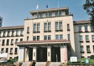 鈴木康友氏と大村慎一氏が競り合う　静岡県知事選の情勢　5月26日の投開票を前に世論調査