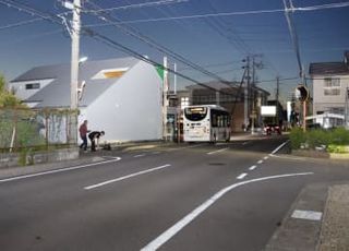 ごみ収集車が男児はねる、岐阜　一時意識不明も回復