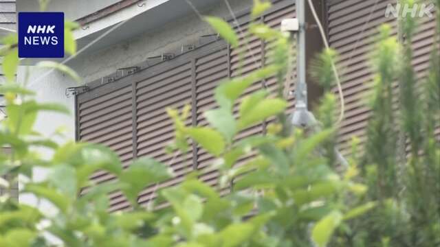 大阪 東大阪 94歳の女性死亡 全身に骨折やあざ 暴行受けたか