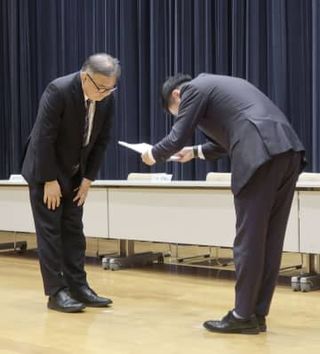 中1生自殺で第三者委報告書提出　大阪府泉南市、市長に