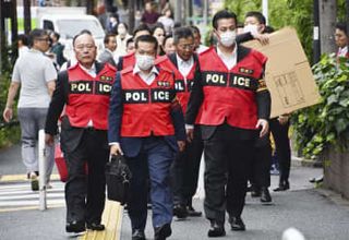 記者に言いがかり？で捜索　逮捕の組員事務所、警視庁