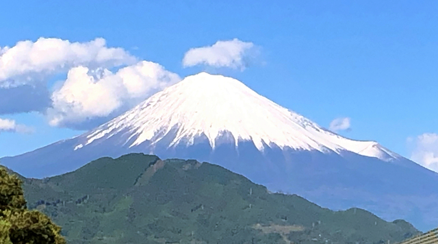 静岡側の富士登山、事前登録を6月から開始　マナー動画視聴も必須