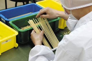 「横浜刑務所で作ったパスタ」が大ヒットした秘密を探った　担当した受刑者に生まれた「変化」とは