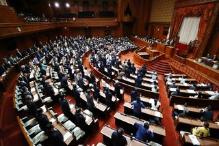 支援金徴収、２６年度から＝児童手当は所得制限撤廃―改正子育て支援法が成立