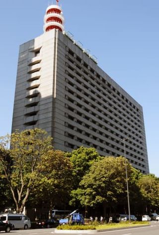 「山崎25年」2本窃盗疑い　230万円で売却、男逮捕