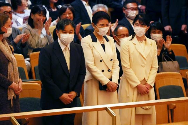 天皇、皇后両陛下と愛子さま、ウィーン少年合唱団鑑賞