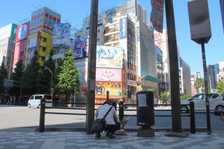 秋葉原無差別殺傷から１６年＝現場交差点で祈り―東京