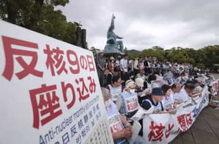 非核願い座り込み500回　長崎の被爆者ら、45年継続