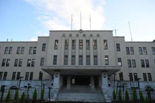 富山県職員、盗撮疑いで逮捕　55歳主幹、ANAから出向