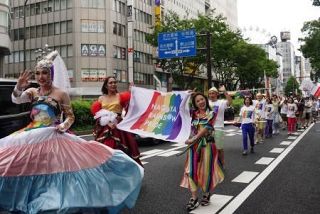 「変えよう」虹色の行進　名古屋ＬＧＢＴＱパレード