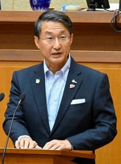 各知事苦言「世界中の笑いもの」　都知事選の不適切なポスター掲示