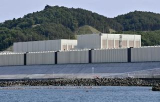 女川原発２号機、３０年超へ申請　東北電、９月ごろ再稼働