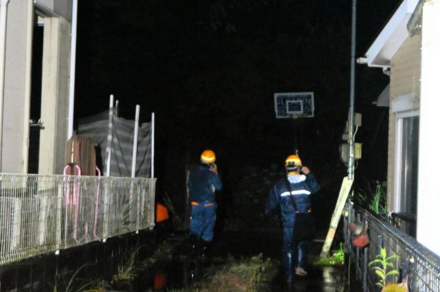 奈良・生駒で土砂崩れ、住宅に流入　近鉄けいはんな線も一部運行停止