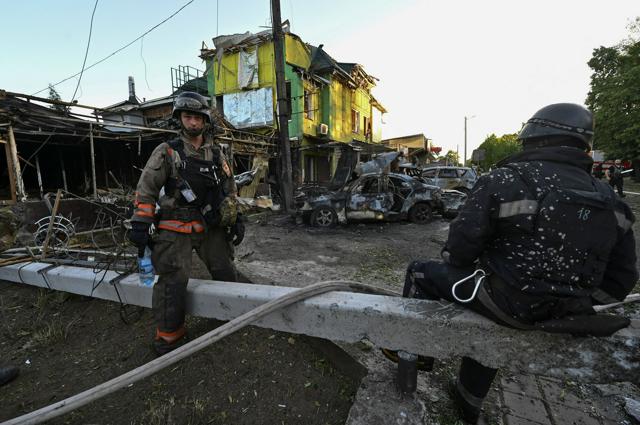 ザポリージャ州にロシア軍のミサイル攻撃　子ども2人含む7人死亡