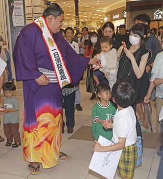 阿炎関、名古屋で「火の用心」　一日消防署長、7月場所前に