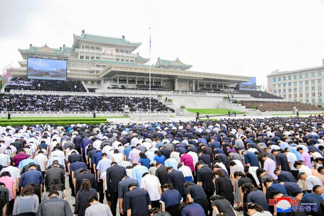 故金日成主席の死去から30年　金正恩氏が遺体安置の宮殿を訪問