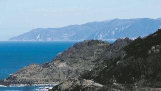 傾斜の向きが逆の断層同士が「連動した」と政府地震調査委員会　能登半島地震　防災上「連動しない」想定だった