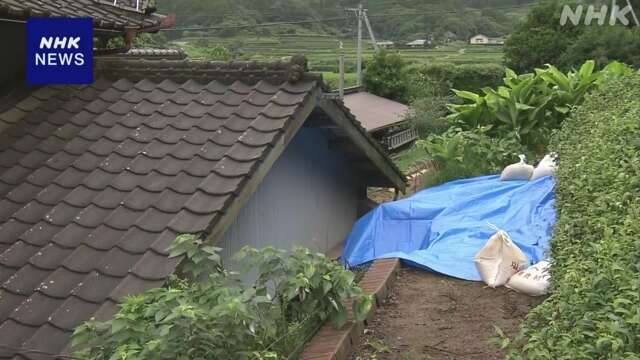 佐賀 嬉野で土砂崩れ 住宅1棟に土砂流れ込む けが人なし