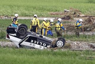 遺体は行方不明の巡査部長　山形大雨、殉職2人目