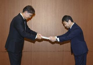 トヨタに初の是正命令、国交省　認証不正、新たに7車種