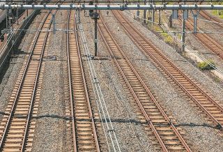 「撮り鉄」交通局員に停職3日の懲戒処分　東京都　JR東海道線の線路付近に立ち入り罰金の略式命令