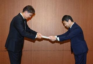 トヨタに初の是正命令、国交省　認証不正、新たに７車種