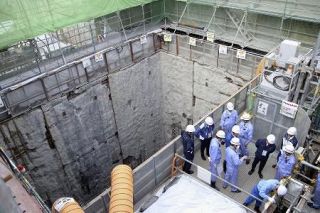 防潮堤「実質的な造り直し」　東海第２原発、完成９月以降に