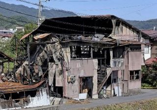 自殺しようと火を付けたか、岐阜　高山のアパート焼け、５人死傷