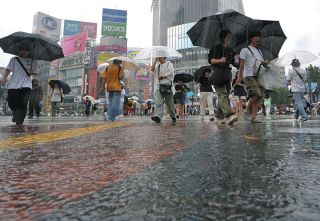 最強クラスの台風7号、猛威ふるったのはなぜ？　関東の南が「まるで熱帯の海」　水蒸気をたくわえ続けて…