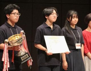 短歌甲子園、八戸西高が優勝　啄木の故郷・盛岡で