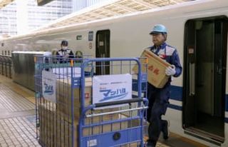 JR各社、新幹線の荷物輸送増へ　収益開拓で24年問題改善も