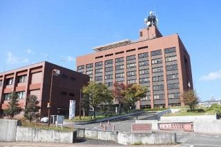 街頭演説の議員に傷害疑い　名古屋大職員逮捕、三重