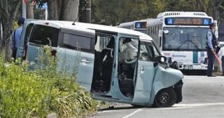 シートベルトで腹部圧迫か、福岡　軽乗用車の2女児死亡事故