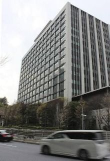 原発事故時の屋内退避を強化　内閣府、概算要求で１５５億円