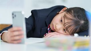 SNSの時間増えると正答率低下　小中学力テスト