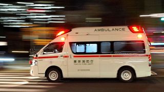 中央道でトラックがガードレールに衝突、助手席の男性が死亡　運転手を過失運転致死の疑いで逮捕