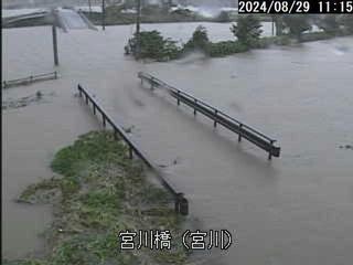 台風１０号、鹿児島県上陸＝線状降水帯相次ぐ、九州北部横断へ―特別警報は切り替え